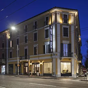 Boutique Liberty 1904 3* Болонья