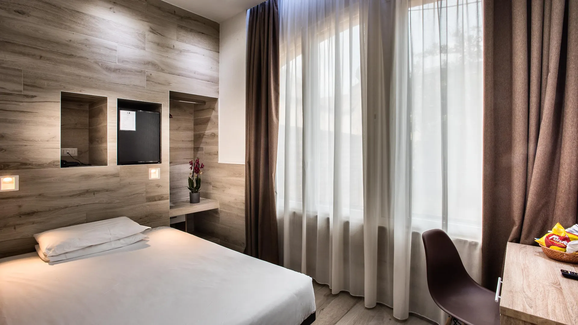 Eurohotel Milan 3*,  Italy